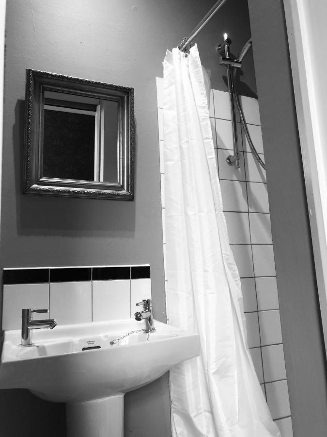 No 11 Bistro & Rooms Keighley Eksteriør bilde